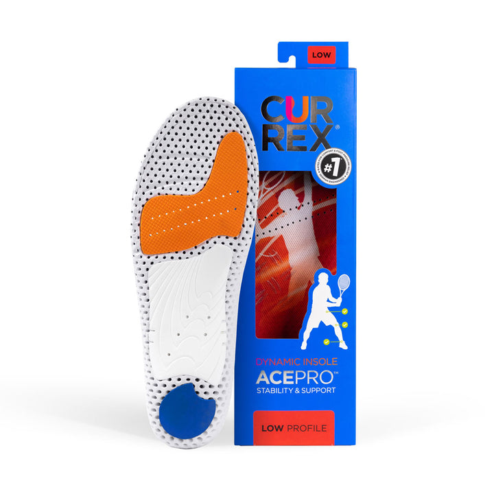 Semelle CURREX ACEPRO avec base blanche, orange et bleue à côté d'une boîte noire avec semelle rouge à l'intérieur #1-choisir-son-profil_low